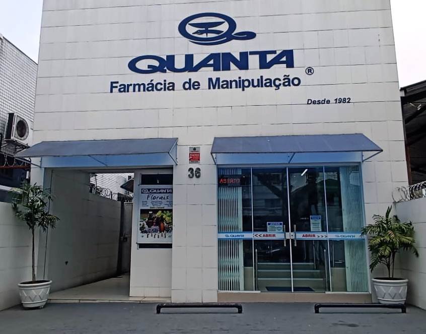 Fachada da Quanta Farmácia de Manipulação em Santos
